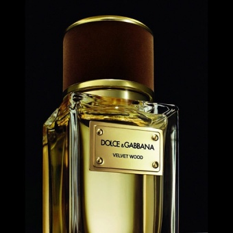 Dolce & Gabbana Velvet Wood